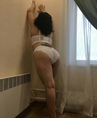 Сексуальная брюнетка с шикарной фигурой и нежной кожей приглашает в гости состоятельного мужчину. Гарантирую конфиденциальность и полное удовлетворение! 806, 26 лет